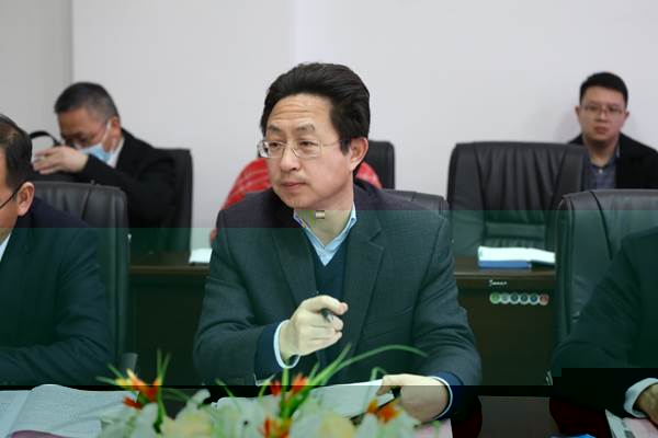 http://news.wit.edu.cn/__local/2/3B/C1/4BF432A1033CE0780DD37000464_B847D7EF_22F35.jpg